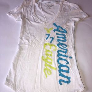 American Eagle V-Neck